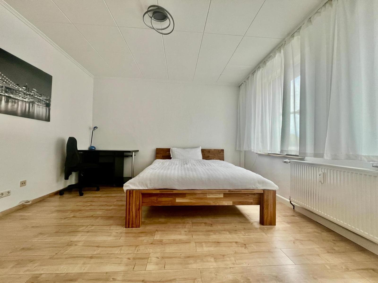 Bequemes Zimmer In Moderner Unterkunft My Pension Duisburgo Exterior foto