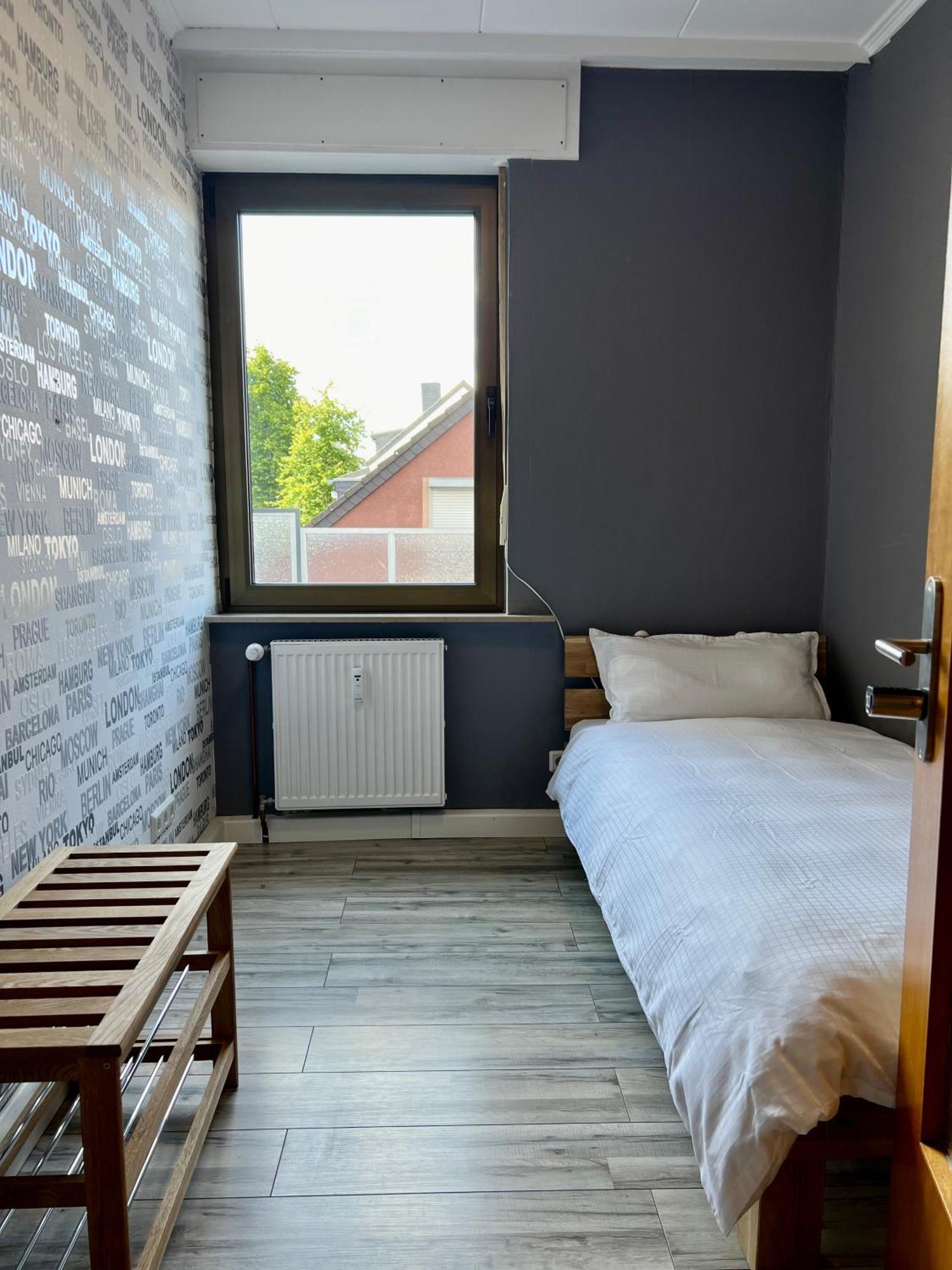Bequemes Zimmer In Moderner Unterkunft My Pension Duisburgo Exterior foto